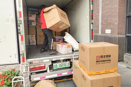 貨拉拉搬家用車與貨運(yùn)車的區(qū)別